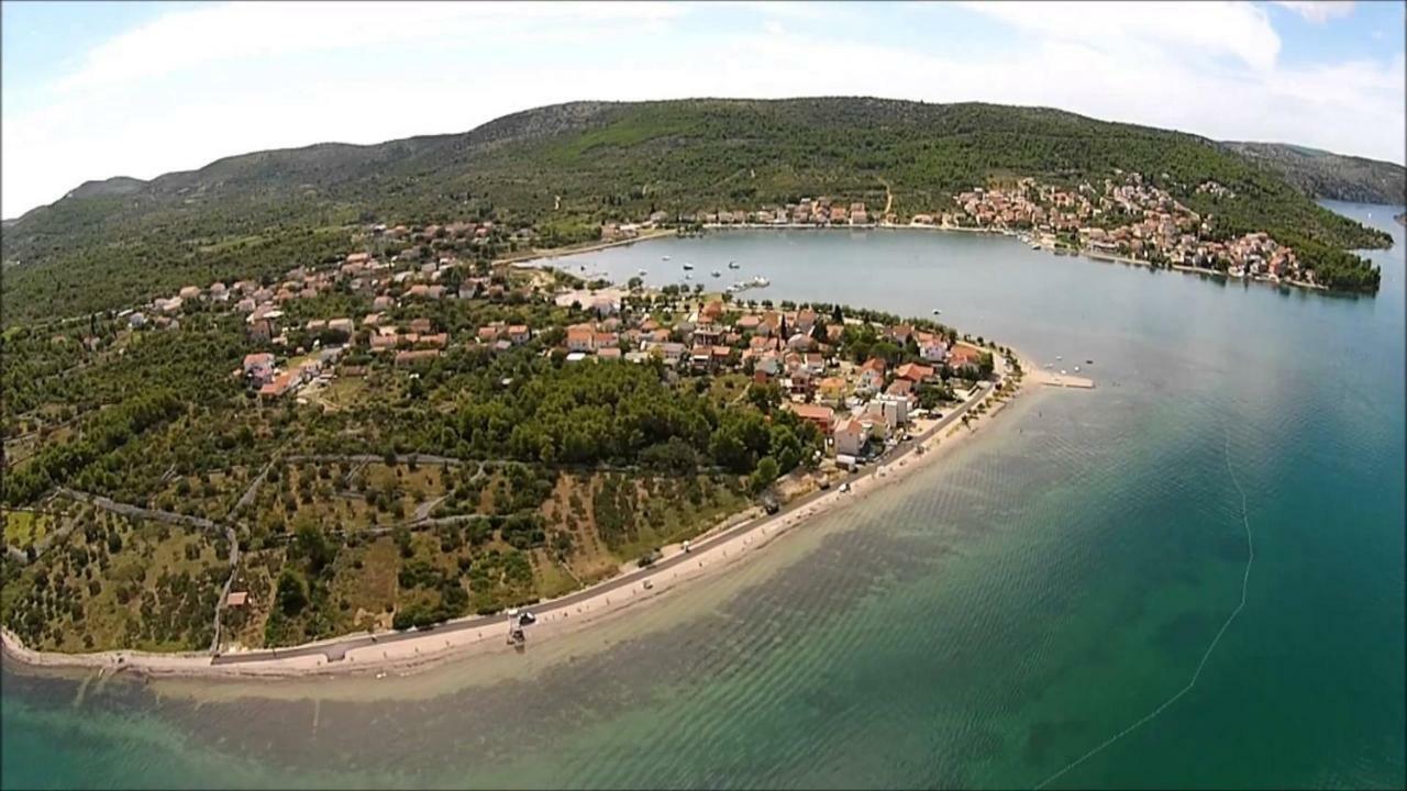 Neva Lejlighed Bilice Eksteriør billede